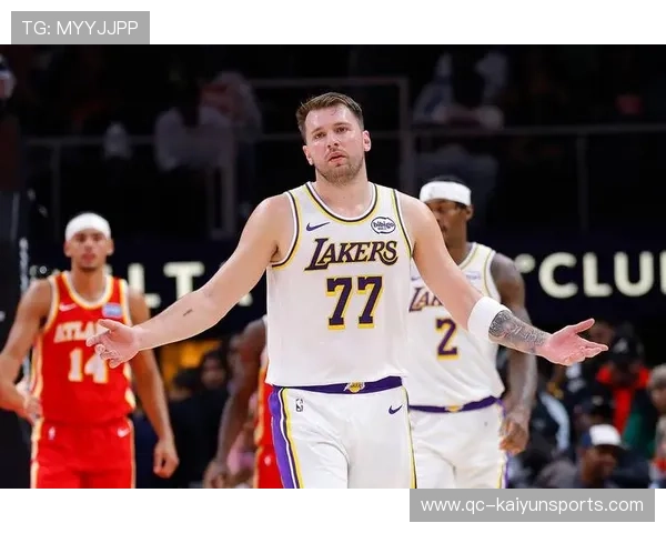 湖人拒绝18分大逆转！东契奇三双创纪录，替补神将轰25+8+4断，东契奇加盟湖人