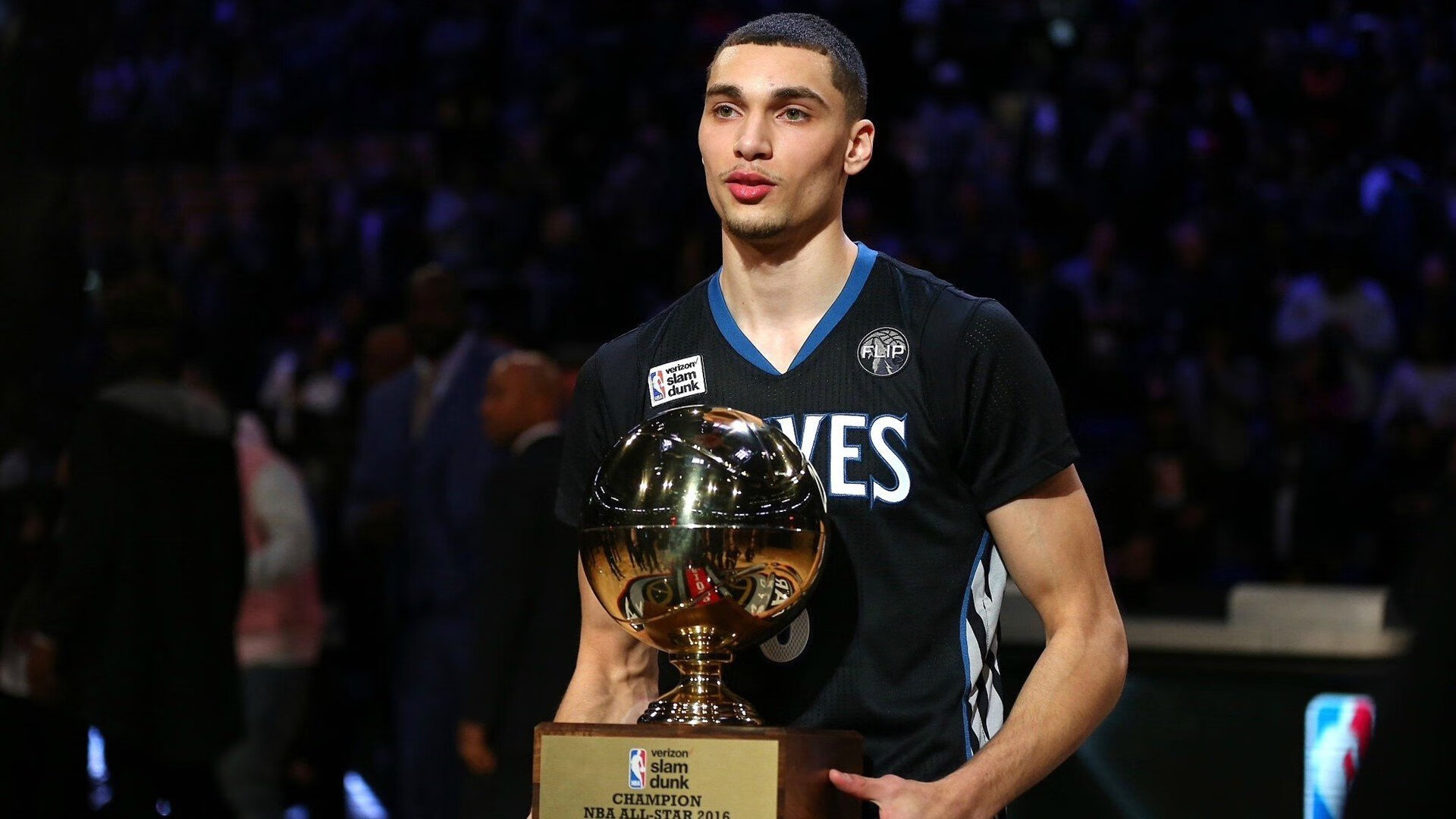 从被嘲“草台班子”到燃爆鸟巢,KPL九年逆袭堪比爽文