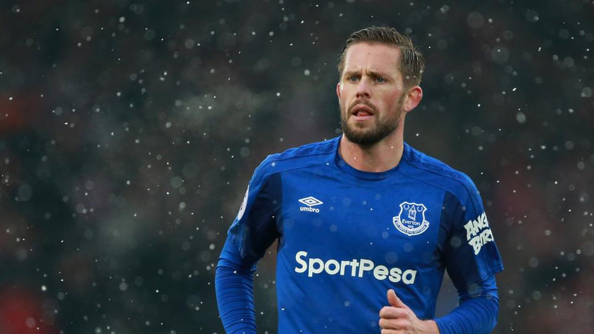 开云体育网页版-湖人队荣耀再现，誓夺季后赛门票，湖人主场时隔8年再迎季后赛